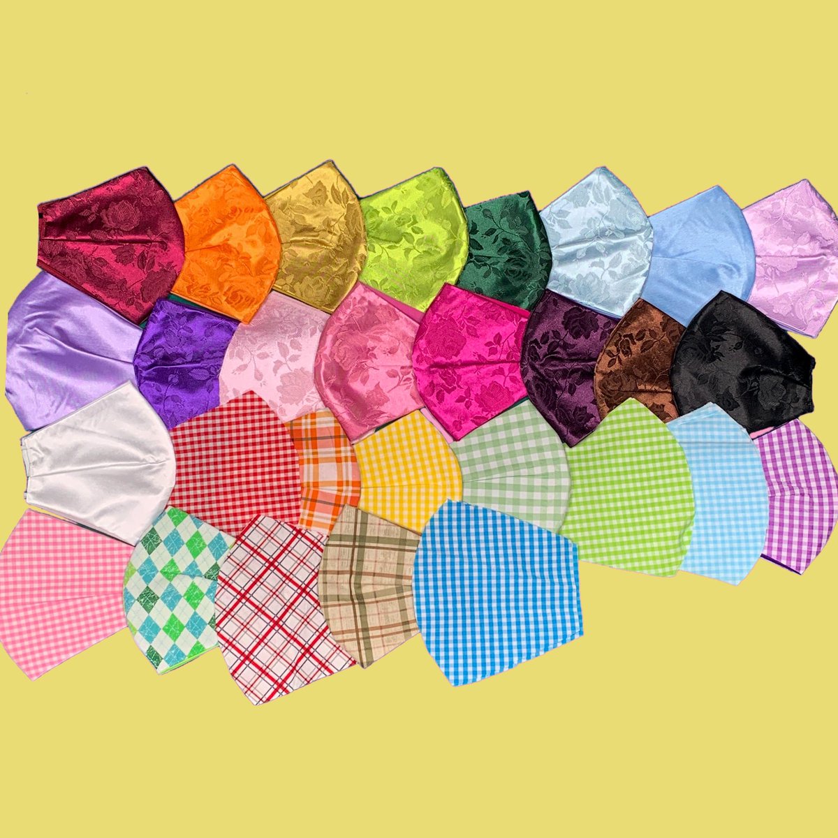cinemakisses's tweet photo. hello! my mother and i sell masks to help pay the bills at home. we are currently having a sale on them! each is $4 💛 dm me if you’re interested in some 💌 please rt it would mean the world https://t.co/CN5HR0rowP