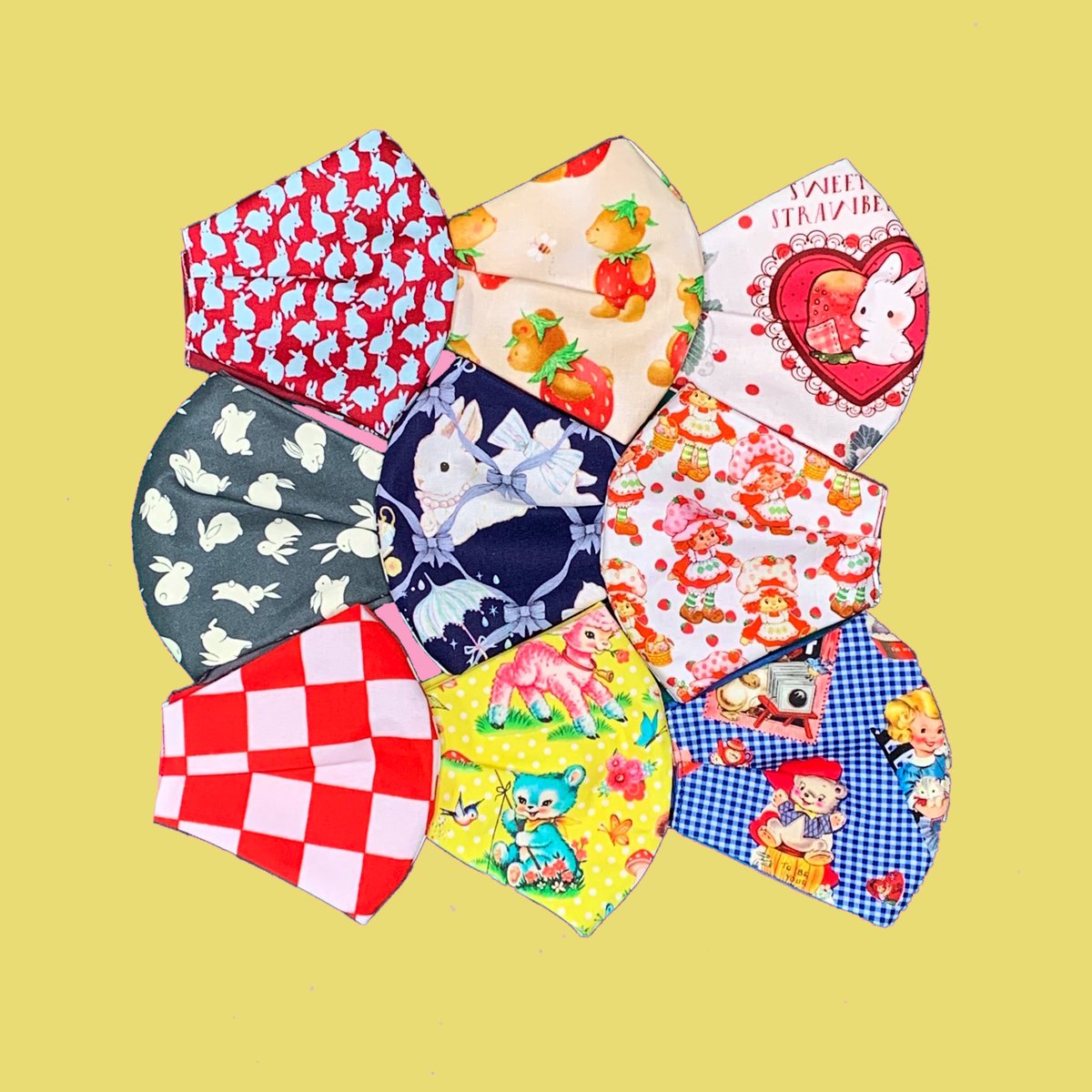 hello! my mother and i sell masks to help pay the bills at home. we are currently having a sale on them! each is $4 💛 dm me if you’re interested in some 💌 please rt it would mean the world
