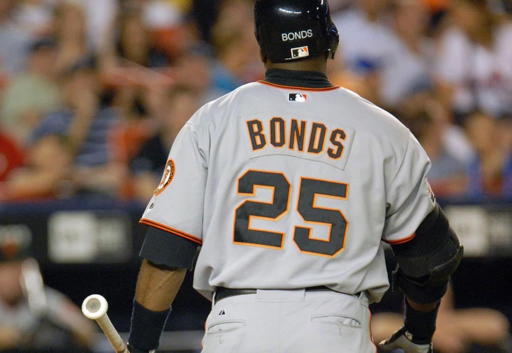TSR_pod's tweet photo. The life and career of Barry Bonds deserves to be examined, and on today's episode we do just that. Check out episode 21 for a Barry Bonds "Deep Dive".

https://t.co/usAiaBWP4c 

#BarryBonds #MLB #Cooperstown #HallofFame https://t.co/FXlX49Jf08