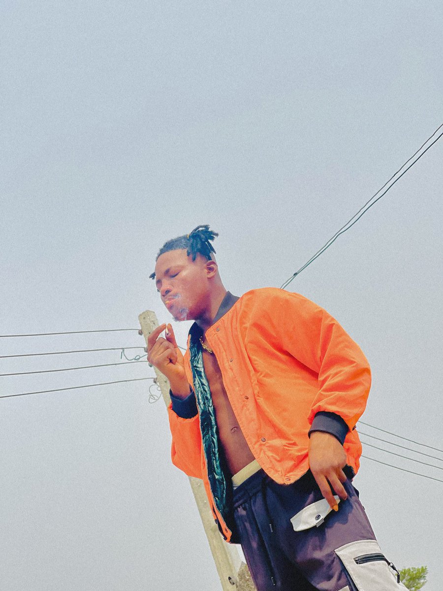 fresh_empier's tweet photo. Toba sha normal how we making this money #tpmns https://t.co/nnKXwJe2bl