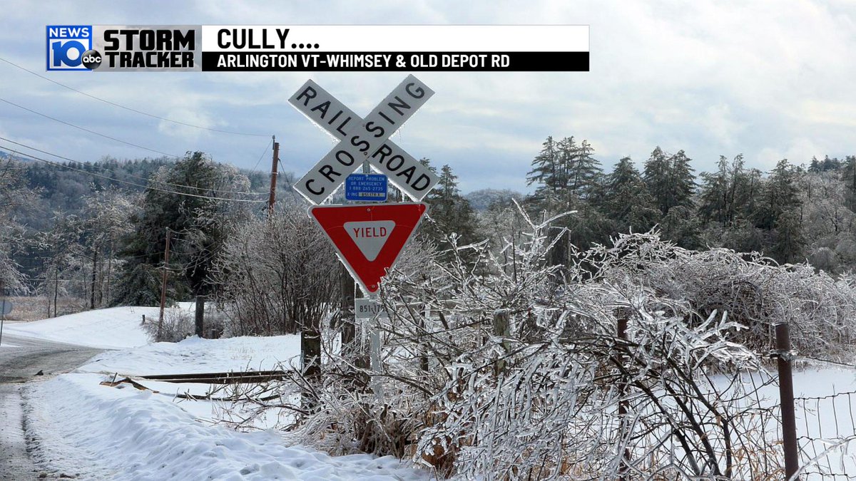 SteveCaporizzo's tweet photo. Ice Pictures from Today
Arlington VT.....Thanks Cully....

There was also quite a bit of damage and power outages-esp the northern half of Bennington County from the storm Thu night and Friday. https://t.co/9LCOQQsyhT