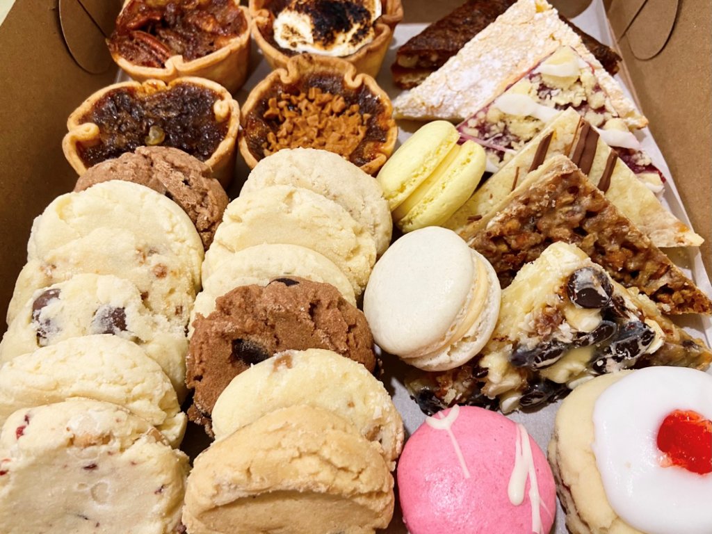 BethellHospice's tweet photo. Place your order online for the very special #Wickedshortbread Bethell Box, or visit the new Wicked Shop Local Bakery & Marketplace, located at 17 Armstrong St. Orangeville. We're extremely grateful to receive over $1500 from last fall's sales. Thank you Wicked Shortbread! https://t.co/li8kZ8U2cf