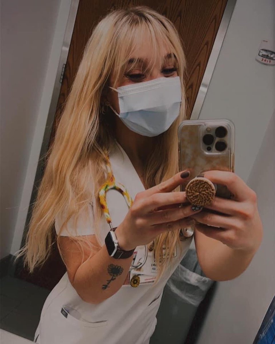 melissam303's tweet photo. So proud of how far I’ve come over the last year ✨💛🎗 goodbye G-70! https://t.co/DRzYy5WcaF