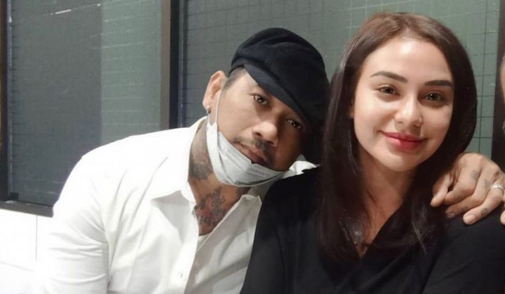 kanal247dotcom's tweet image. Nora Alexandra Kerap Dibully, Jerinx SID Semprot Netizen Hingga Tantang Begini #JerinxSID kanal247.com/media/konten/0…