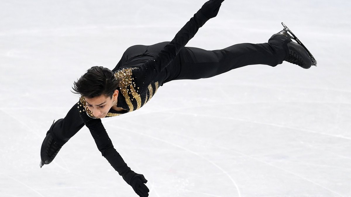 juegosolimpicos's tweet photo. ¡Donovan Carrillo 🇲🇽⛸️ a la final del #PatinajeArtístico!

✅Primer mexicano en competir en patinaje artístico en 30 años.
✅Sumó 79.69 puntos.
✅Clasificó a la final.

Entérate más 👉 https://t.co/a8g0QdCyfU

#Beijing2022 #JuegosOlímpicos https://t.co/jGY9lEfLop