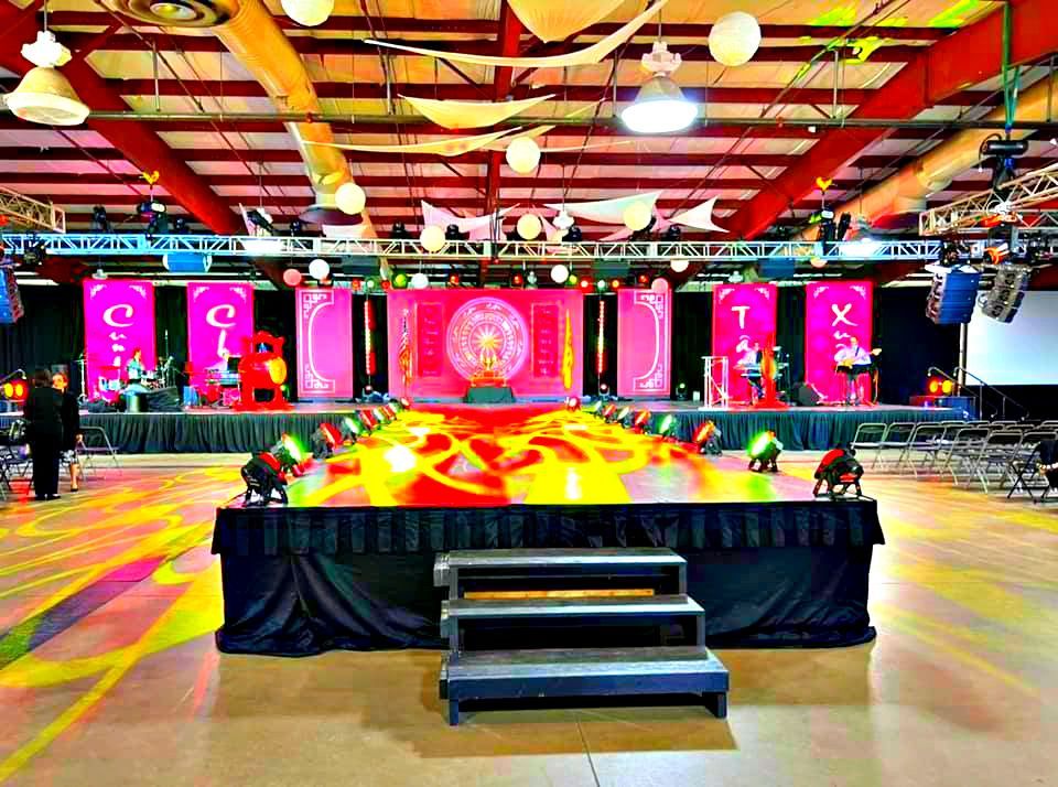 [ Day 1 ] of Operations - Tet Stage at Tet Festival 2022 at The Central Florida Fairgrounds during the Vietnamese New Year
( Media/Press )
#OrlandoFlorida #OrlandoFL #CentralFlorida #DowntownOrlando #CityofOrlando #Florida #Vietnam #Vietnamese #VietnameseNewYear #America #USA