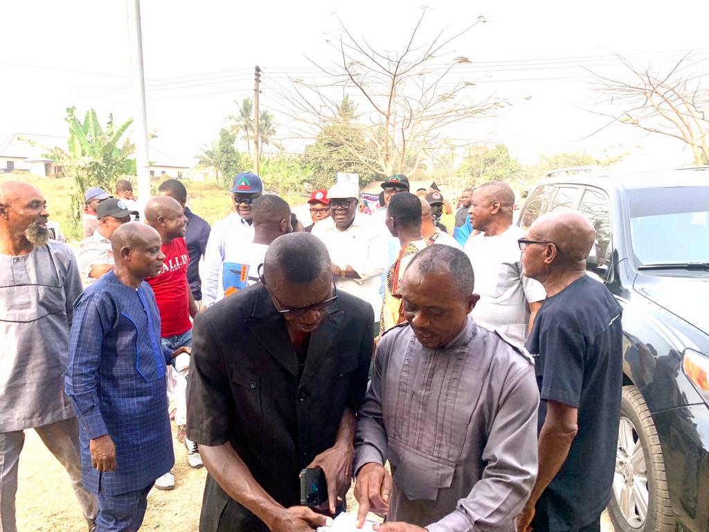 efiok_cobham's tweet photo. Monday; February 7, 2022.

Much later in the day, after I had concluded my visit to Biase, I was in Akamkpa LGA holding consultative meetings with critical stakeholders of our party in furtherance of the objectives of the Statewide tour. 

#CrossRiverArise 
#StatewideTour https://t.co/7xYIFtSOa7