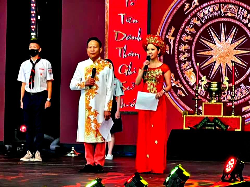 [ Day 1 ] of Tet Festival 2022 Live Entertainment at The Central Florida Fairgrounds during The Vietnamese New Year
#OrlandoFlorida #OrlandoFL #CentralFlorida #DowntownOrlando #CityofOrlando #Florida #Vietnam #Vietnamese #VietnameseNewYear #America #USA