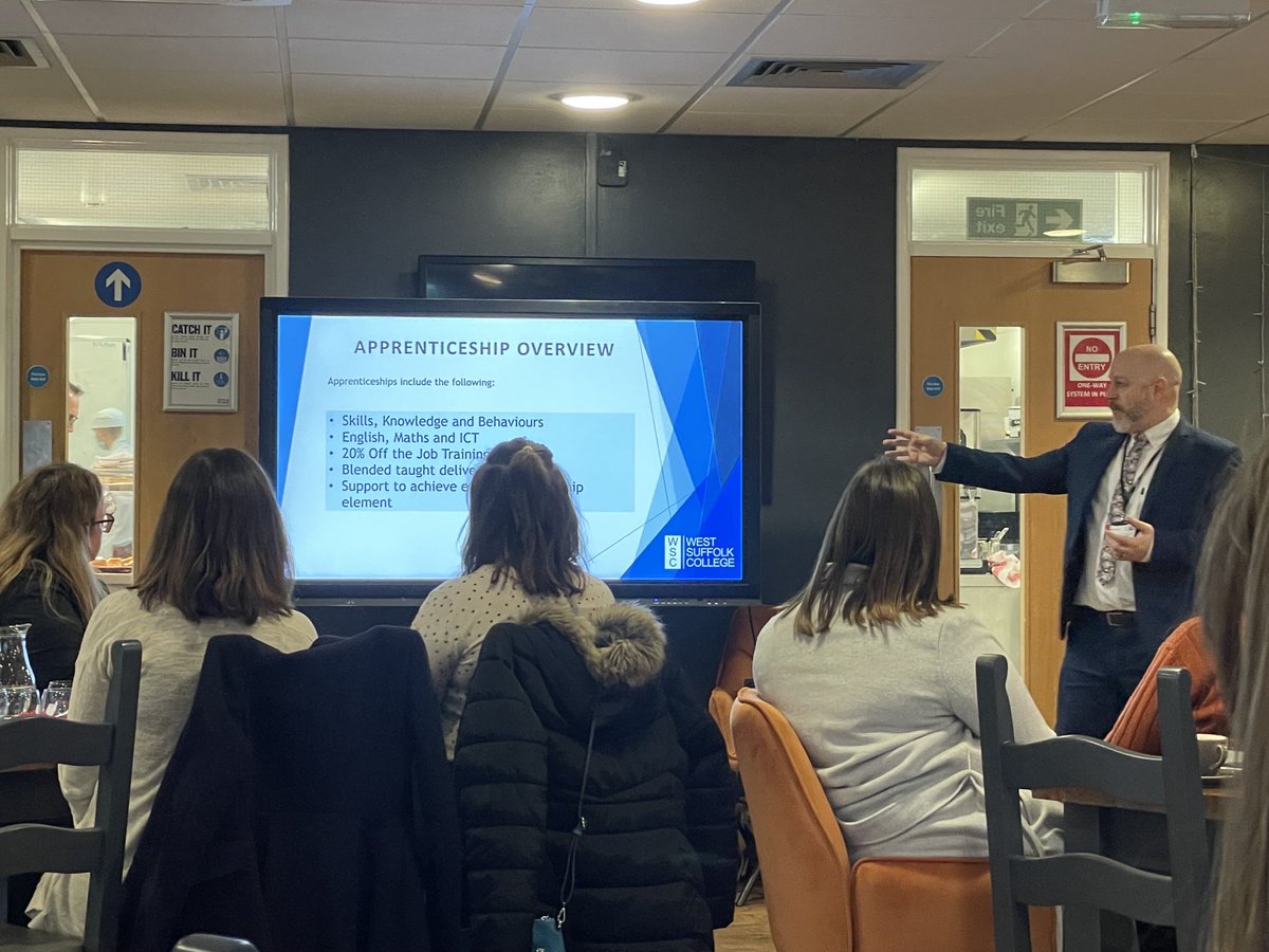 ⁦<a href="/phil_stittle/">Phil Stittle</a>⁩ showcasing Apprenticeships ⁦<a href="/WestSuffolk/">West Suffolk College 🏳️‍🌈</a>⁩ to celebrate #NAW2022. Thank you to everyone that attended a fab breakfast in ⁦<a href="/edmundsWSC/">Edmunds</a>⁩ - we look forward to working with you!!!