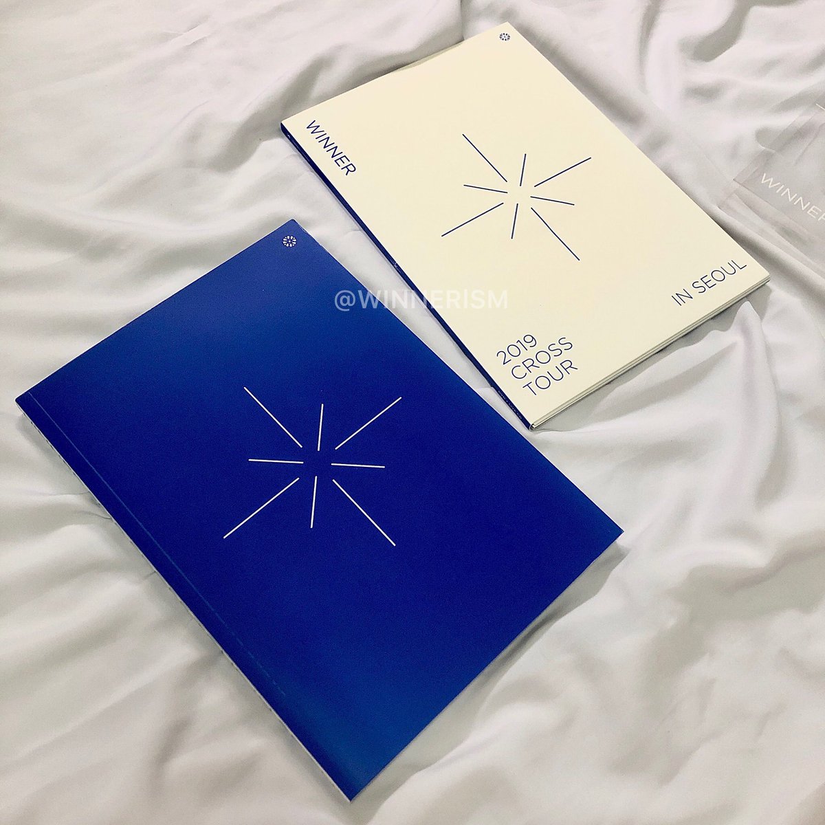 spidermarkism's tweet image. [help rt] wts 🇲🇾 @pasarWINNER #pasarWINNER 

🔹 Winner 2019 CROSS Tour In Seoul DVD+CD

- RM 120 
- no photocards
- all 4 CDs never played
- condition 10/10

free postage!
DM if interested 💙