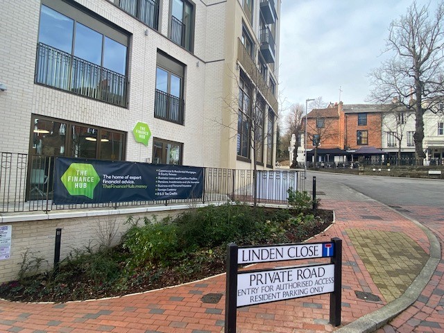 fluenttelecoms's tweet photo. Fluent Fibre Networks recently installed superfast #broadband for The Finance Hub, based in #TunbridgeWells. They are now receiving full-fibre speeds via #FTTP which was installed within three weeks.
#fluentgroup #fibrebroadband #thepantiles https://t.co/J18WUznenq