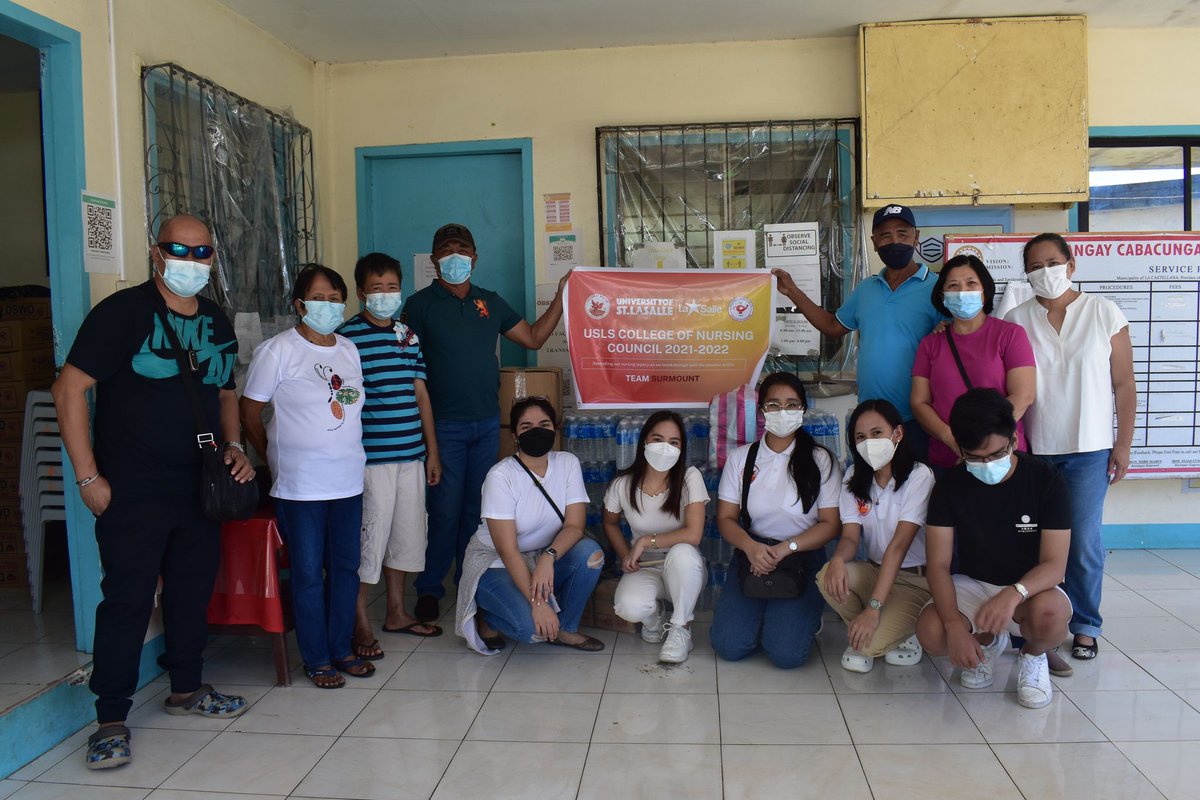 TheSpectrumUSLS's tweet photo. La Castellana's Office of the Sangguniang Bayan extended their gratitude to the University of St. La Salle College of Nursing for their efforts in providing relief to those affected by Typhoon Odette in their charity drive entitled "#SurmountOdettePH" last Jan. 17. https://t.co/yQ0z4UsUdn