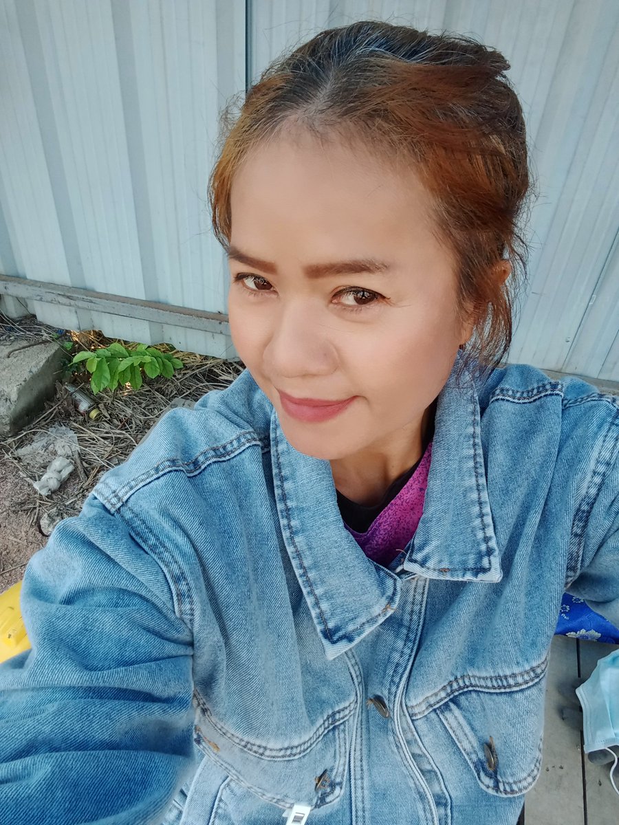NimnwlP's tweet photo. นิดๆจะติดใจ https://t.co/hgMvswKtHQ
