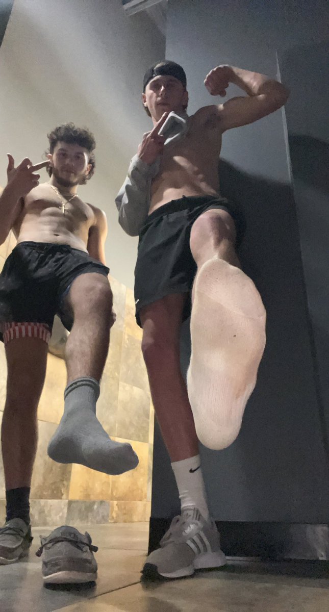 MasterBrian1's tweet photo. disgusting pump tonight w/@cashmaster094 hit us up for drains ALL night long you dirty fucking pig🐷Dm for the smelly ass socks we got on😈 #findom @PromoRTpig @rt_slave_ma @rt_feet @RT4Masters @master_updates @CockyStr8boyz @BestFootMasters @MasterJockPromo @varsityjox @RT4Kings https://t.co/1RAVAiTmDa