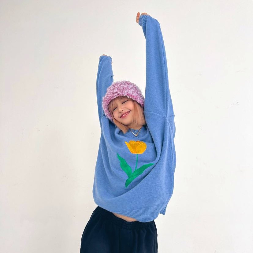 Andi19042000's tweet photo. WE LOVE YOU LISA https://t.co/y9GiTjOV6t