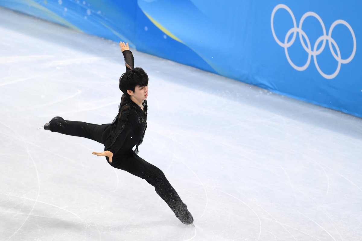 Olympic's tweet photo. 완벽한 연기를 펼치며 프리스케이팅에 진출한 차준환 선수⛸

#차준환 #베이징올림픽 #올림픽 #피겨스케이팅 @Beijing2022 https://t.co/vVbMQtUsJ4