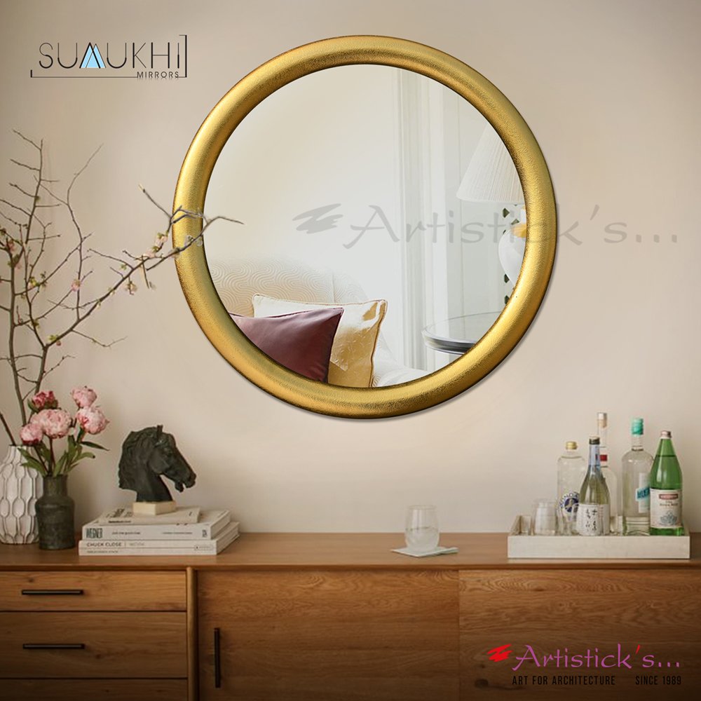 Contemporary Goldplated Mirrors!

Overview Soft, rounded edges and a minimalist design make the Metal Framed Round Wall Mirror an easy fit for any kind of interior design space.
#designermirror #mirrordesigner #contemporarymirror #classicalmirror #decorativemirror #artistic
