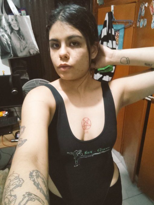 1 or 2? 🌈💕 https://t.co/ckwld0AxQA<a href="/tag/blue"class="tags"><span>#blue</span></a><a href="/tag/neon"class="tags"><span>#neon</span></a><a href="/tag/sick"class="tags"><span>#sick</span></a><a href="/tag/sorrynotsorry"class="tags"><span>#sorrynotsorry</span></a><a href="/tag/pain"class="tags"><span>#pain</span></a><a href="/tag/colombian"class="tags"><span>#colombian</span></a>