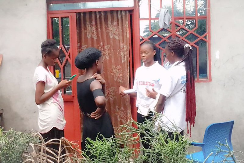 afiamama's tweet image. #Contribuer à l’accès à l’information de qualité sur la santé des adolescents&amp;amp;jeunes et la nutrition les pairs éducateurs ont réalisé une sensibilisation porte à porte qui a débuté ce lundi 07 février 2022 à dans la zone de santé #Nsele.
#SSRAJ_NUTRITION avec l’appui @UNICEFRDC