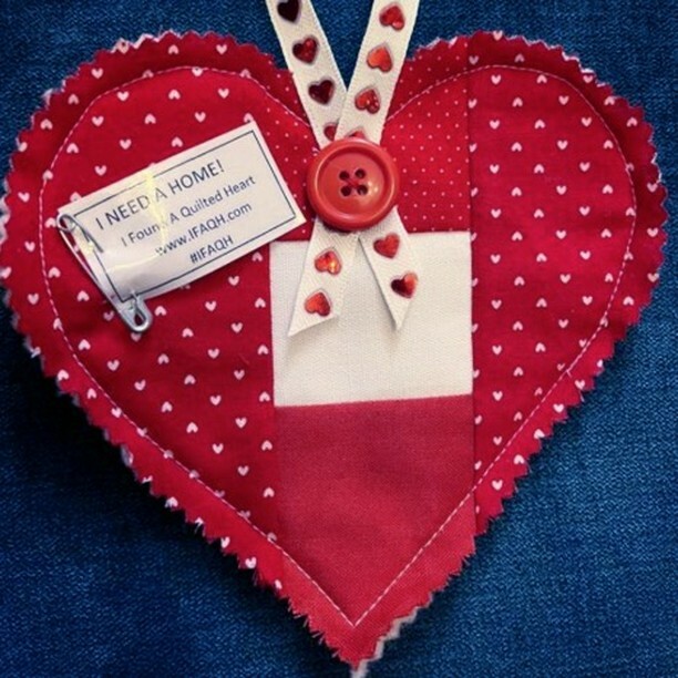 AQuiltedHeart's tweet photo. Sioux Falls, South Dakota #ifaqh
Found downtown Sioux Falls, South Dakota. We were out walking with our toddler who has Covid right now and he is getting stir crazy. What a nice surprise.
.
.
.
.
.
#siouxfallssd #siouxfallssouthdakota #siouxfalls #saout… https://t.co/mNVn0JPOKt https://t.co/a4MvLBeFak
