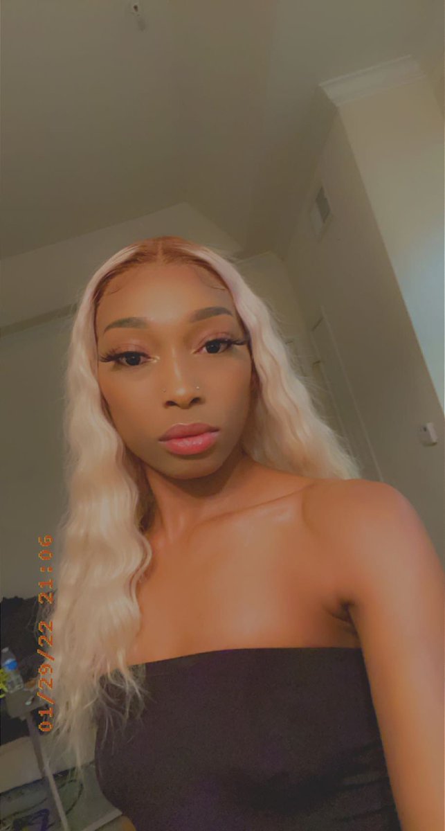 SheFoncey's tweet photo. Cause i been too fine to not post here https://t.co/5eaGoZ4CxZ