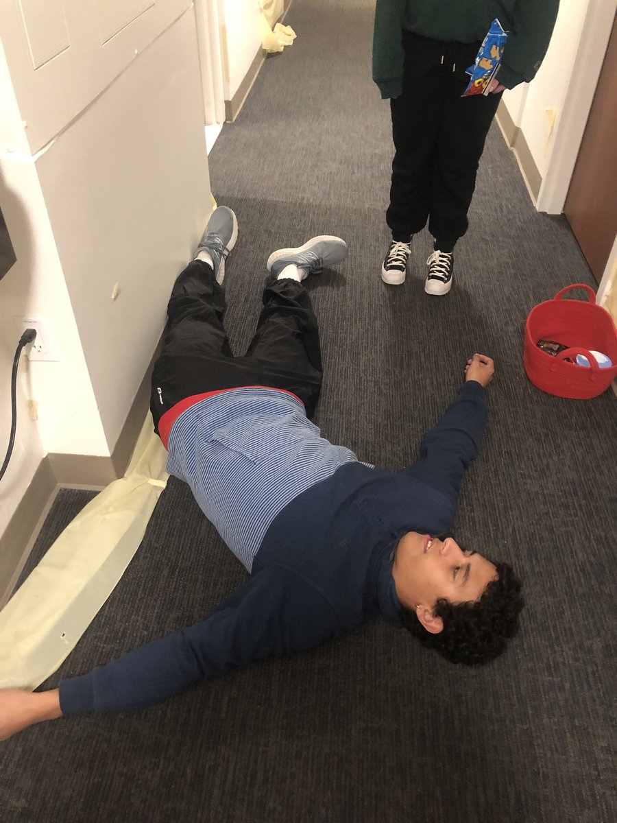 treephilosopher's tweet photo. damn he actually paused #pauseoftheweek https://t.co/5ousOYhYxy