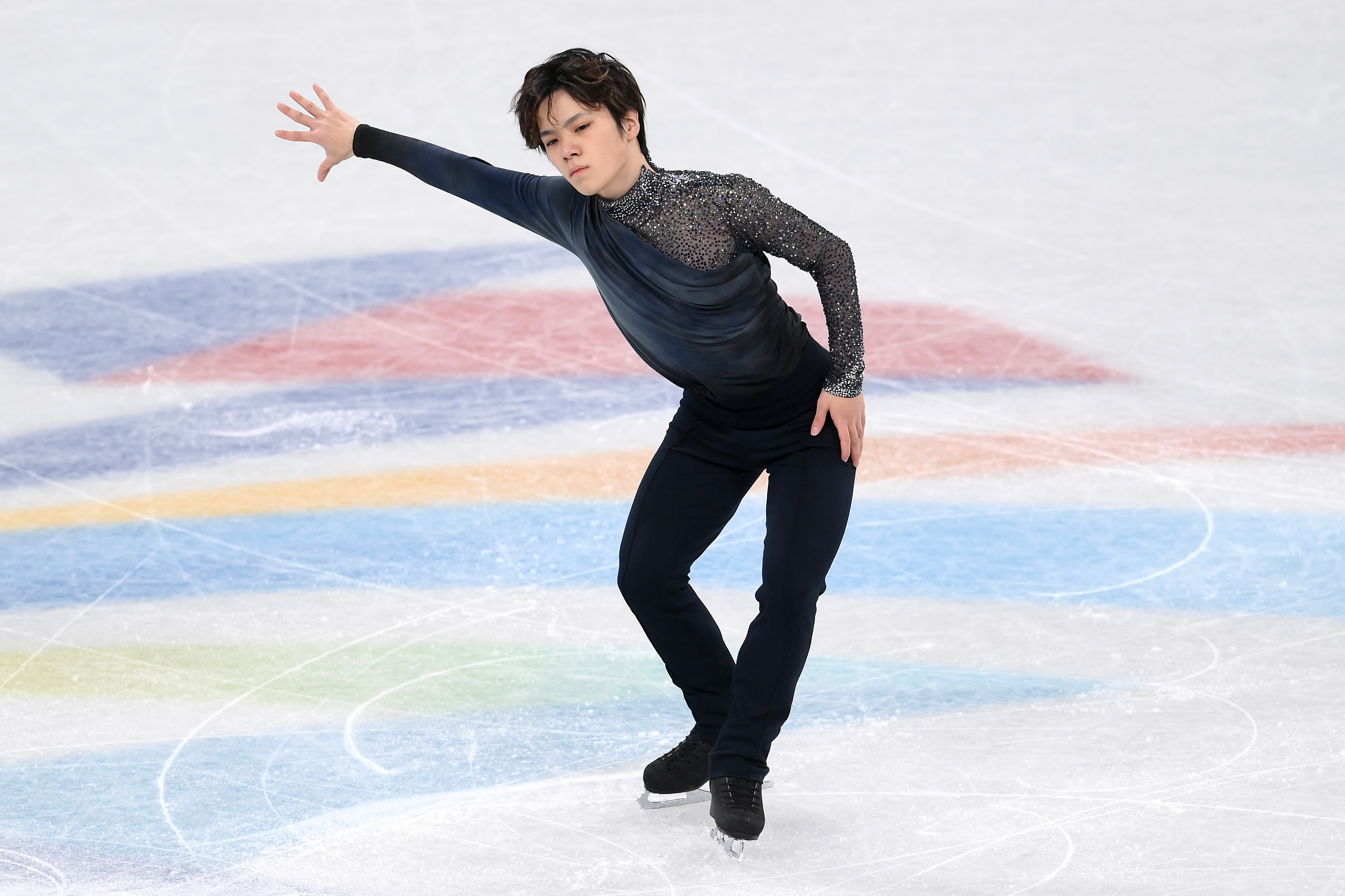 オリンピック フィギュアスケート 男子シングル ショートプログラム全選手の演技が終了 素晴らしい演技の数々 ネイサン チェン選手が世界最高得点記録で1位 共に自己ベストを更新した鍵山優真選手が2位 宇野昌磨選手が3位 羽生結弦選手は8位