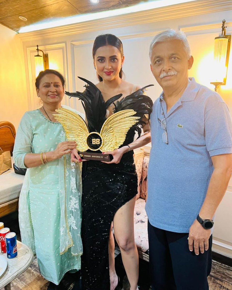 RaviRRana's tweet photo. Congratulations @itsmetejasswi 
#TejasswiParakash has hit 5M in @instagram 
Congrats #TejaTroops #Tcrew https://t.co/Zt0yrYqrsy