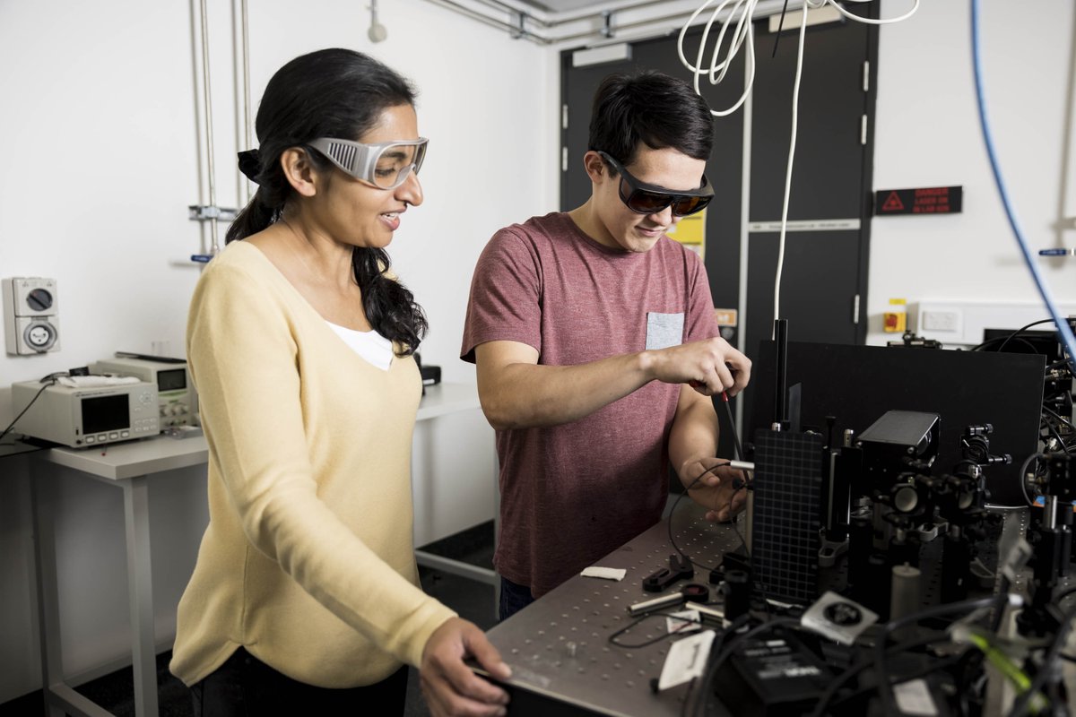 PaulM_ACEx's tweet photo. Platform 3.3 of @excitonscience is ‘Light Emitting Devices’. 

Many fundamental questions regarding LED materials and design remain, particularly for applications that require high efficiency, brightness and stability.

https://t.co/SzxrkXExiO

#excitonscience https://t.co/yTsucBnujI