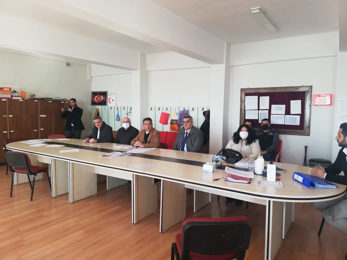 ImkbSar's tweet photo. Milli Eğitim Müdürümüz Rahmi Güney ve Millî Eğitim Şube Müdürlerimiz okulumuzu ziyaret ederek incelemelerde bulundular. @bingolmem @RahmiGuney https://t.co/v62VZ7hvHA