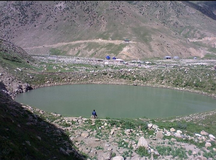 Advpakistan1's tweet photo. Pyala Lake
#Pyala #lake is a #round #lake in #Jalkhand, #kaghanvalley, #Mansehra District of #KhyberPakhtunkhwa .It is about 40 kilometres (25 mi) from #Naran. https://t.co/HUoe20KdsD