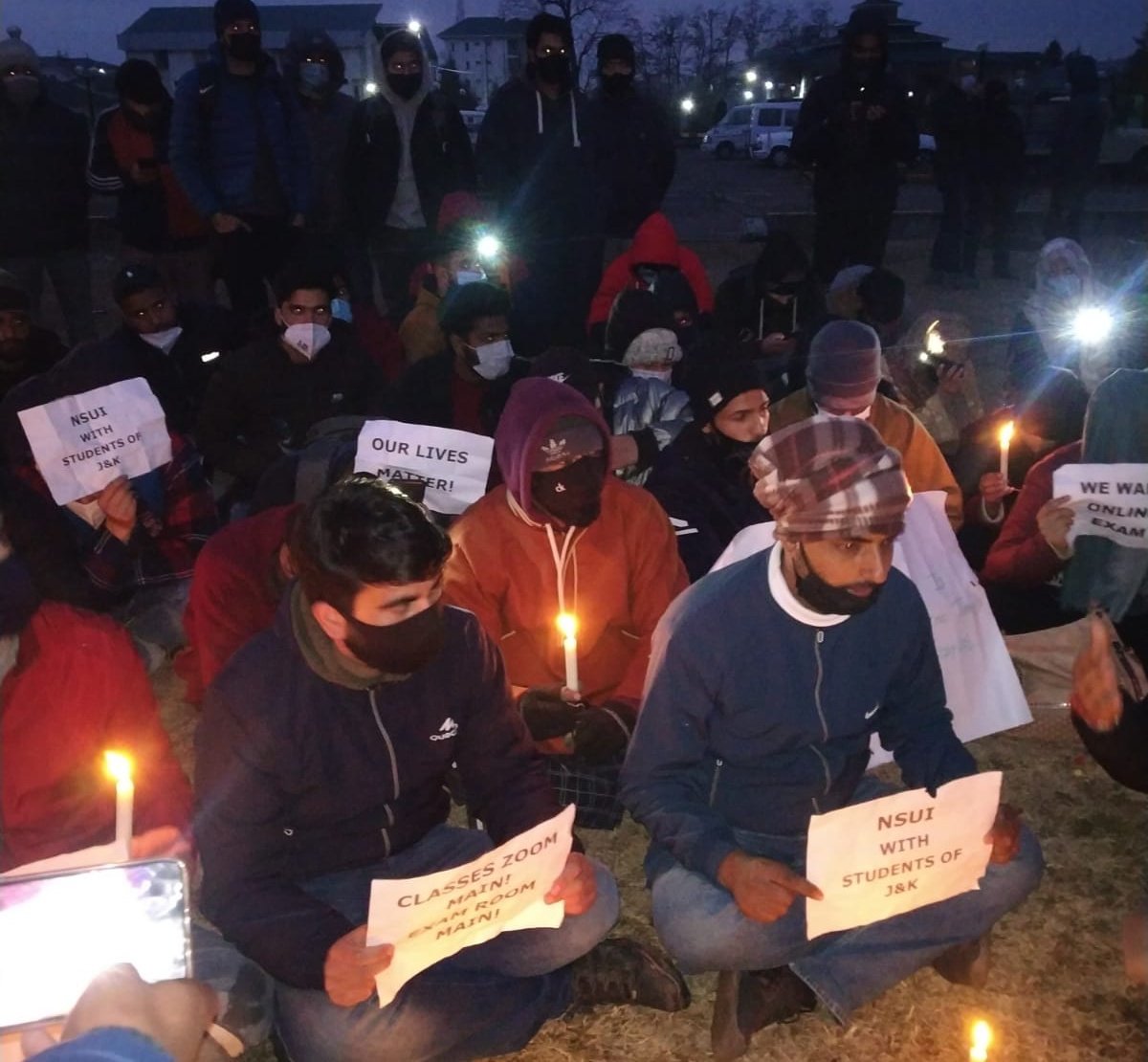 nsui's tweet photo. NSUI JK State President @sunnynsuijk along with other activists &amp; Students of BSC Nursing &amp; Engg Department of Kashmir University protested &amp; held candle march at controller examination KU, They are demanding online mode of examination. https://t.co/qyGHHspNn4