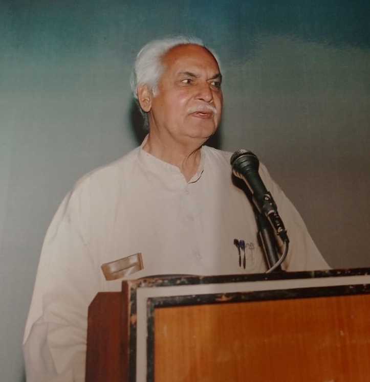 Chemical Engineering, IISc (@chemengiisc) on Twitter photo We are deeply saddened to announce the passing away of Professor Rajinder Kumar <a href="/iiscbangalore/">IISc Bangalore</a> on 7-2-2022. Prof. Kumar was a towering force responsible for nurturing our department from 1958 till 2022. He was dear to all his colleagues, as well as generations of students. (1/3) We are deeply saddened to announce the passing away of Professor Rajinder Kumar <a href="/iiscbangalore/">IISc Bangalore</a> on 7-2-2022. Prof. Kumar was a towering force responsible for nurturing our department from 1958 till 2022. He was dear to all his colleagues, as well as generations of students. (1/3)