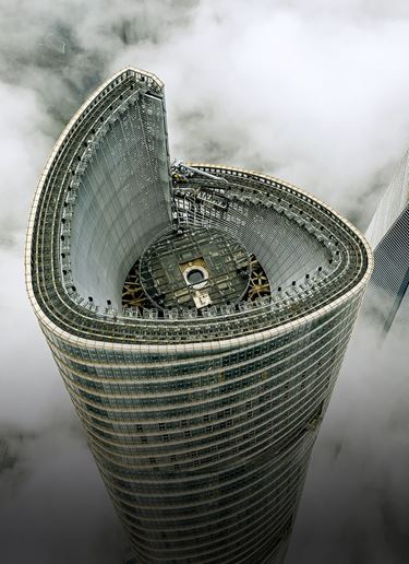 GoStyleList's tweet photo. The Shanghai Tower is a mixed-use skyscraper located in the Pudong district of Shanghai, China. 

#shanghaitower #thatsshanghai #zaishanghai #visitchina #instachina #chongqing #shanghailife #chinatrip #shanghaicomune https://t.co/foWAcdx0DF