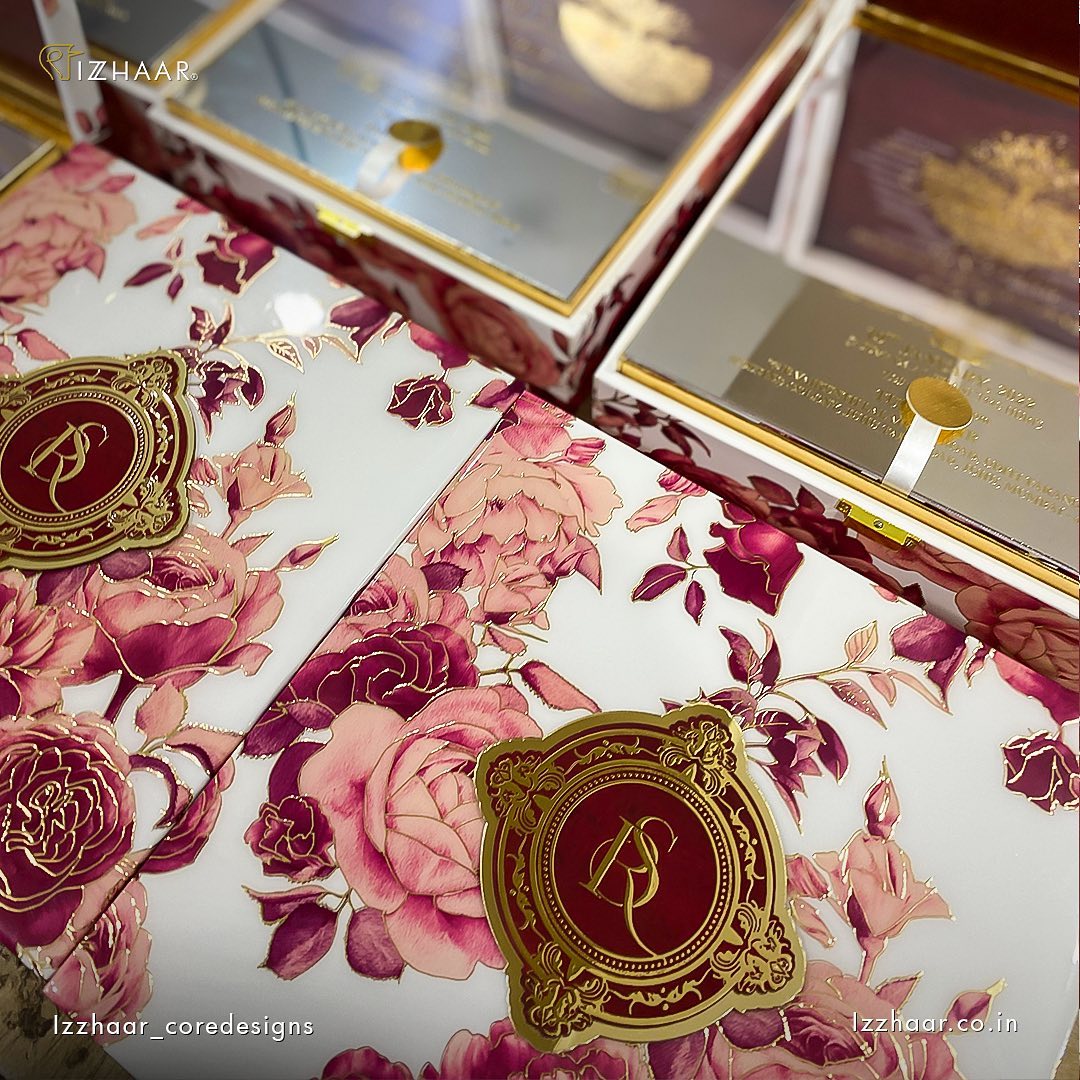 _Izzhaar's tweet image. Love how lovely Rehana's longings for her wedding invitation turned out to be.

DM to get your wedding invitations customized by Izzhaar! 
.
.
.
.
.
.
#izzhaar #gifting #weddingifting #weddinginvitation  #luxurygift #weddinginvite #luxurygifting #wedding #weddingideas #bespoke