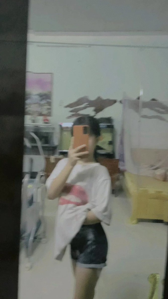 bé dâm tweet media