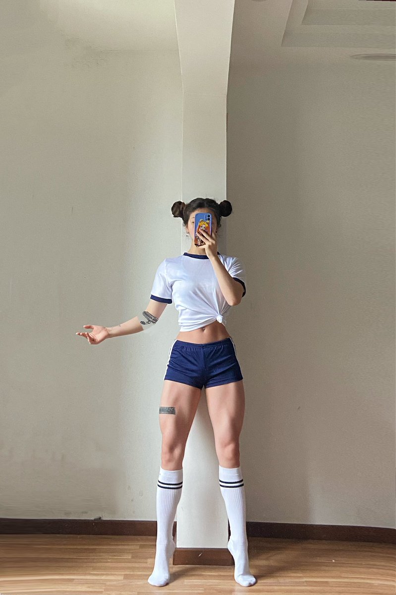 Ziy231's tweet photo. #肌肉女 https://t.co/1EVqRvNkq4