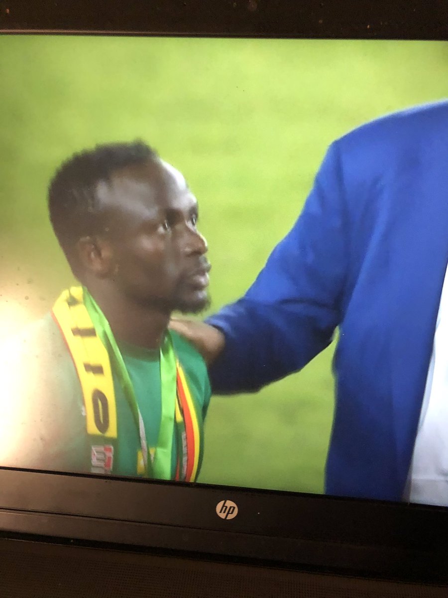 Moforbenih's tweet photo. @SMane_Officiel You made me proud, greetings to your mate and wonderful player Mo Sallah https://t.co/gzeYvataTK