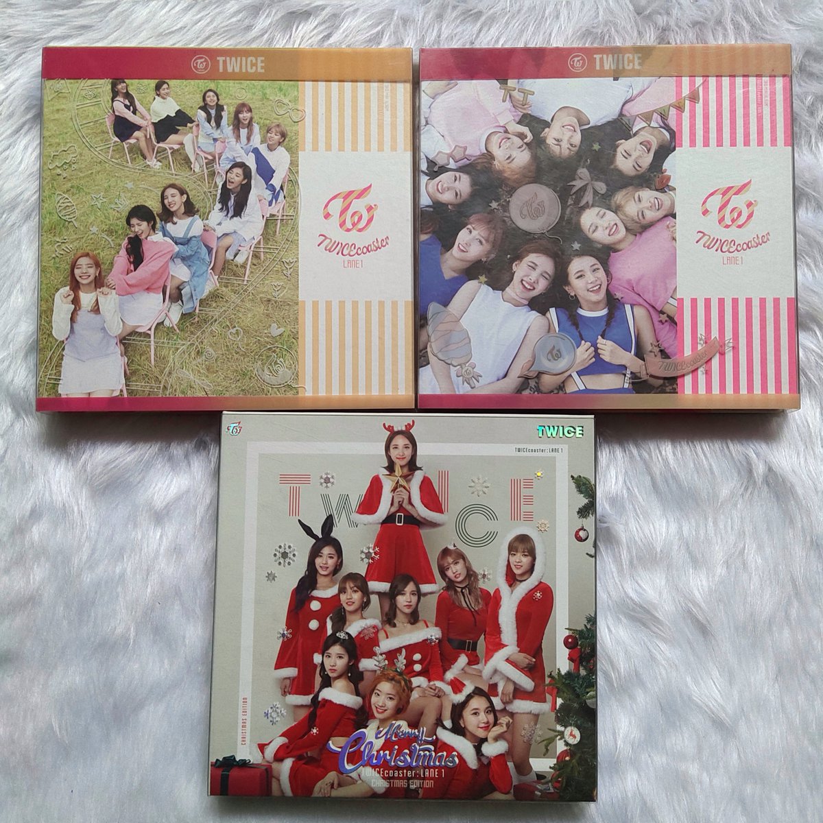 minwondynasty's tweet photo. /helping a friend/

help rt | wts lfb ph

twice 'twicecoaster lane 1'  unsealed albums 
₱275 each + lsf
— pb + cd + postcards + sticker
(more info on 2nd pic)
— onhand
— dop: payo / 3 days reservation

dm to claim!

# twice twicecoaster lane1 apricot pink christmas version ver https://t.co/ywPWMZ6jNF