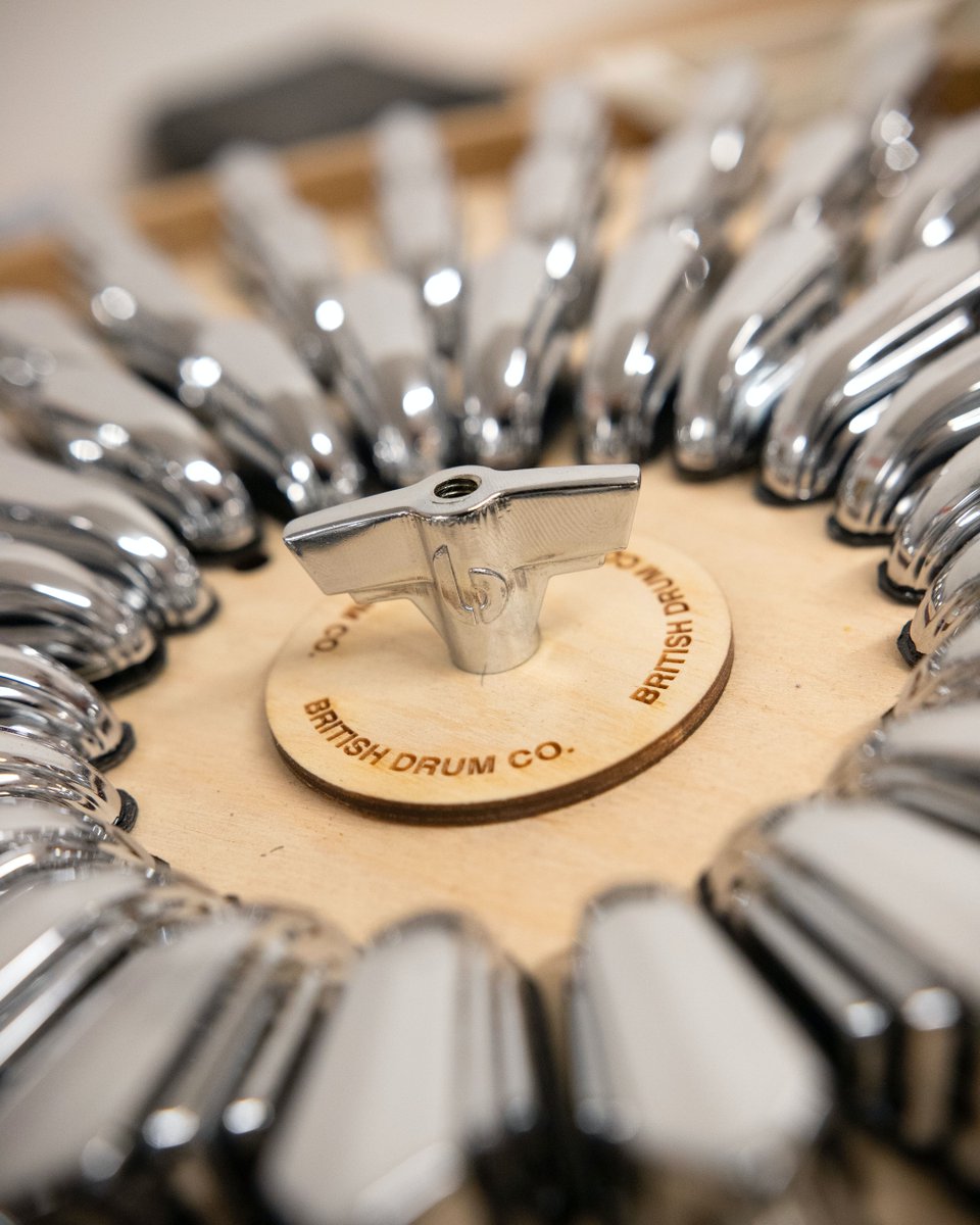 britishdrumco's tweet photo. Picture perfect every time. Palladium hardware, inspired by the flowing lines of the automotive industries' greatest cars and the timeless poster designs from the classic days of cinema.

#britishdrumco #palladium #hardware #factorylife #workshop #drumfactory https://t.co/KbNC9cQY71