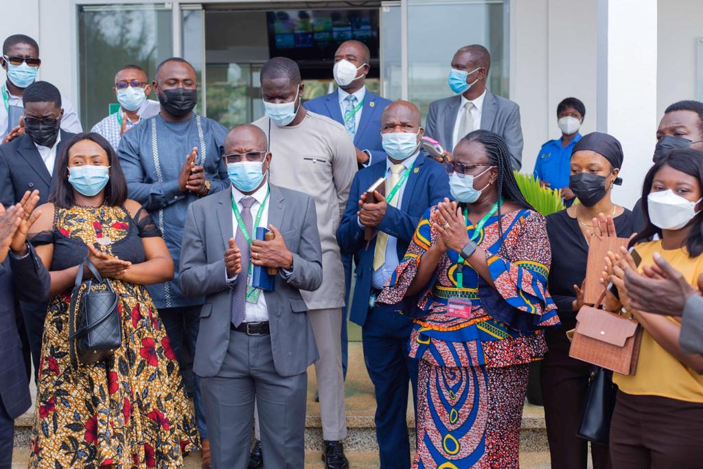 President_OB's tweet photo. Yesterday, I was present at the meeting with the Vice Chancellor and KNUST General Management on the UTAG strike . 
The meeting also featured the presentation of the GRASAG-KNUST Bus. 
Great work by the Leadership!
#WeServeBecauseWeCare
#KNUST https://t.co/lslgF7lBWC
