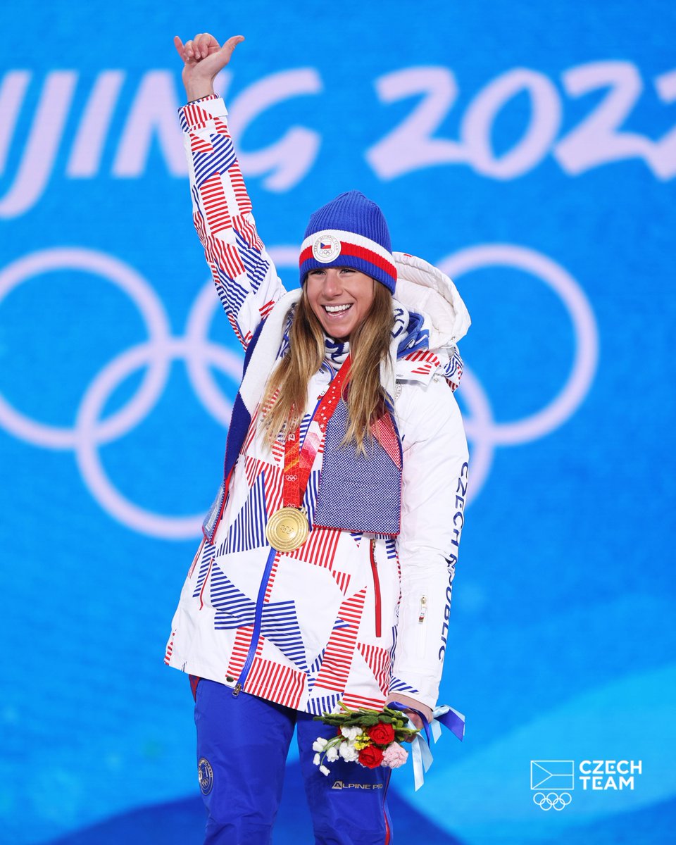 olympijskytym's tweet photo. 🤙 STRoj na ZLATO! 🥇🥇🥇 https://t.co/uvViA82Jcb