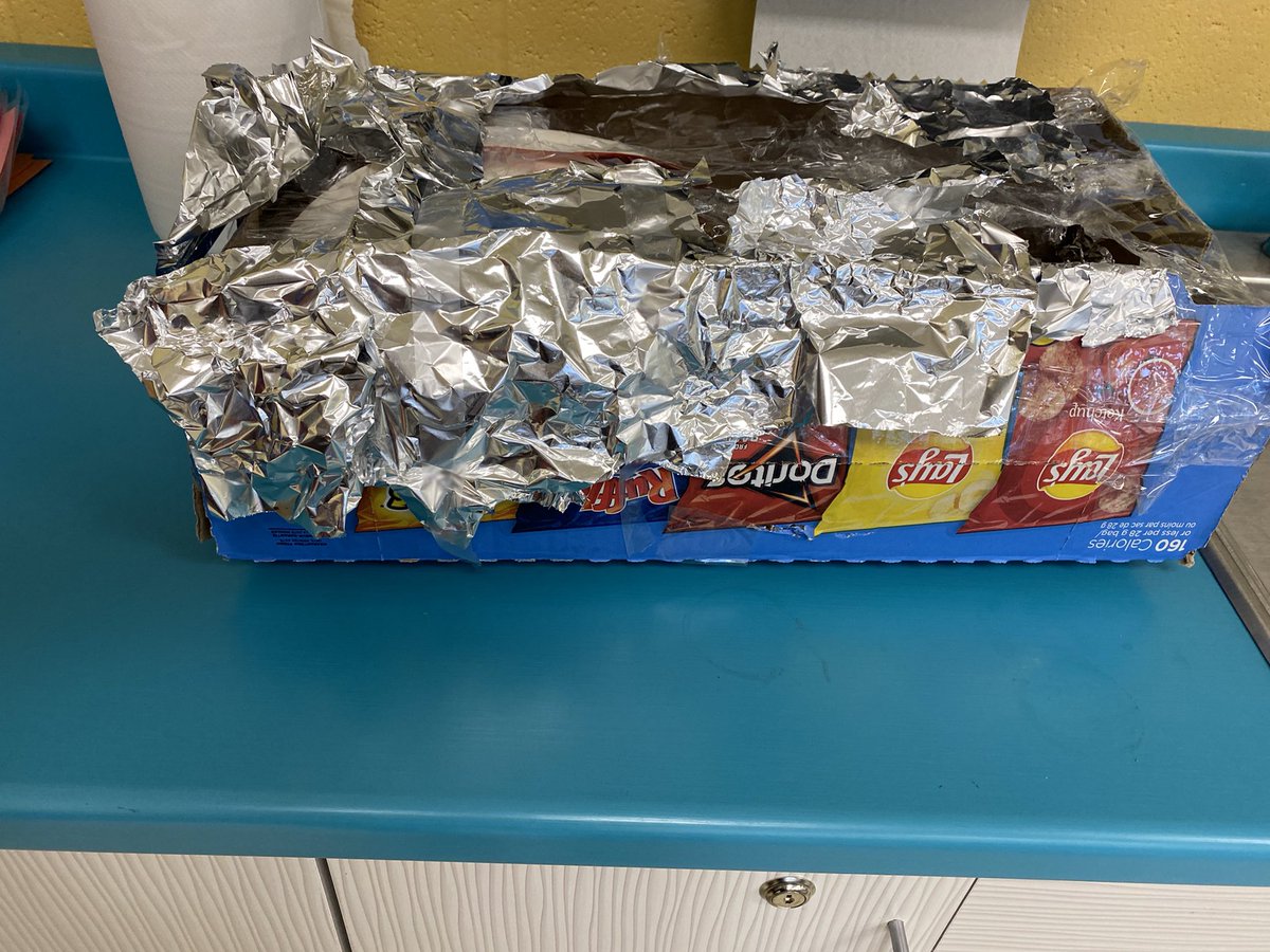 FaheyReid's tweet photo. These are the contraptions students came up with. Now to have our discussions about what worked best and how we can improve them to make our Mr. Freezies stay frozen longer. https://t.co/admvu0zAcZ