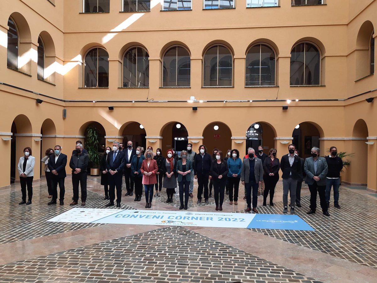 CampingsTgna's tweet photo. 👉Presents avui en l'acte de presentació del 18è #ConveniCorner, del qual en formem part. Contents de seguir sumant al costat de la @Dipta_cat!👏
#CampingsTarragona https://t.co/NWQVUowU6o