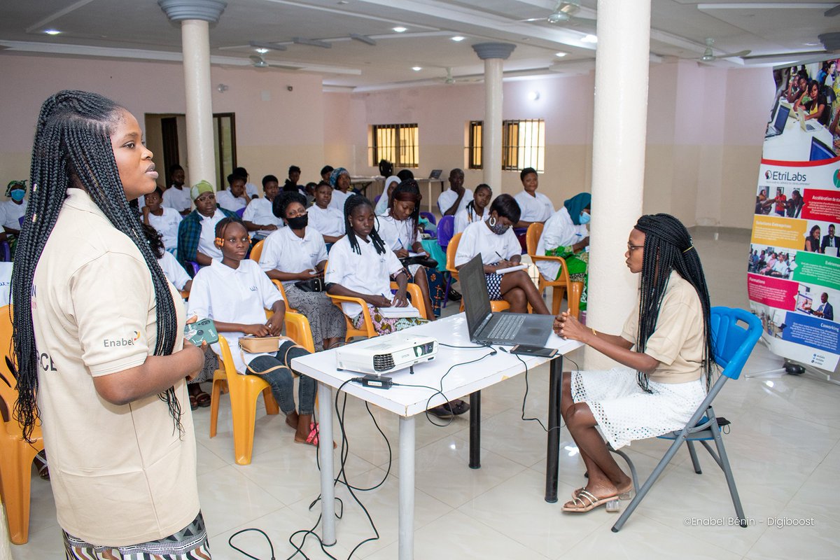 TournéeNationaleWITBenin à #Parakou 🤩
Et depuis ce matin c'est en compagnie des Amazones💪🏾de la Cité des #Kobourou que la team #WITBenin &amp; #Digiboost prend du plaisir à parler de la communauté Women In Tech Bénin et des opportunités du numérique pour les filles et les femmes♀️💻