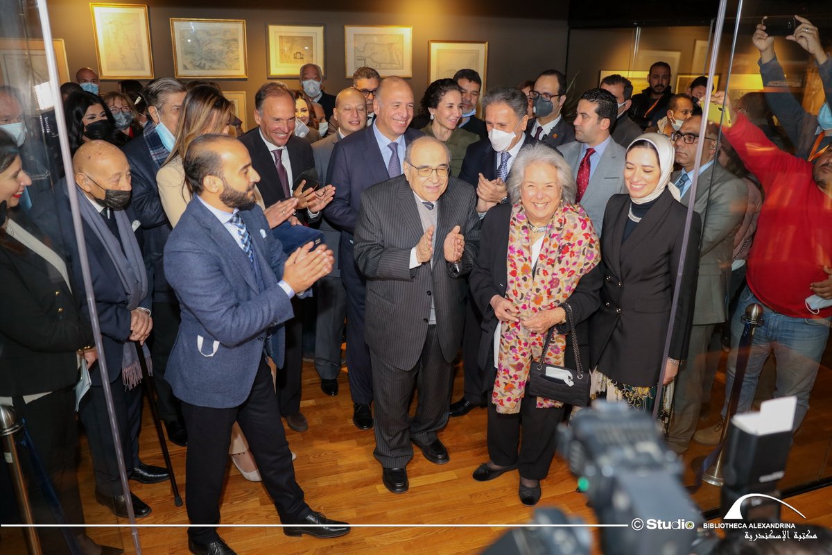 bibalexOfficial's tweet photo. إفتتح الدكتور مصطفى الفقي، مدير مكتبة الإسكندرية، اليوم الثلاثاء، معرض "محمد حسنين هيكل.رحلة حياة"، بمبنى المكتبة الرئيسي، بحضور السيدة هدايت تيمور، حرمه، وأسرته ولفيف من الشخصيات العامة الإعلامية والسياسية، وذلك ضمن مشروعات المكتبة المستمرة لتوثيق تراث الأعلام المصرية. https://t.co/CCG8FTK8Zx
