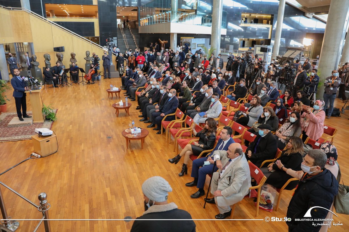 bibalexOfficial's tweet photo. إفتتح الدكتور مصطفى الفقي، مدير مكتبة الإسكندرية، اليوم الثلاثاء، معرض "محمد حسنين هيكل.رحلة حياة"، بمبنى المكتبة الرئيسي، بحضور السيدة هدايت تيمور، حرمه، وأسرته ولفيف من الشخصيات العامة الإعلامية والسياسية، وذلك ضمن مشروعات المكتبة المستمرة لتوثيق تراث الأعلام المصرية. https://t.co/CCG8FTK8Zx