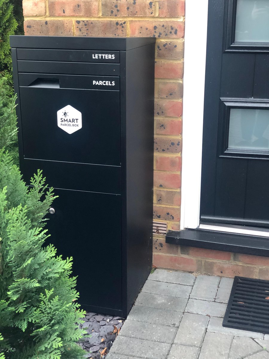 SmartParcelBox's tweet photo. 🛍️ Been #onlineshopping lately? 🛍️
So have we! Thankfully, having a Smart Parcel Box means there's no need to panic about when your parcels will actually turn up. Phew!
📸 Kelly Clark
#smartparcelbox #parcelbox #parceldropbox #parcelpanic https://t.co/tlDua7w19u