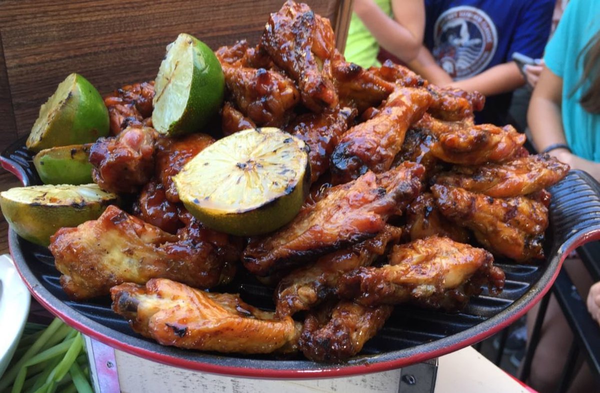 Enjoy Chef Rocco's #recipe for baked Cleveland Grilled Chicken Wings during your #SuperBowl party! 
on.today.com/3ry2zgG

#Cleveland <a href="/Browns/">Cleveland Browns</a> <a href="/TODAYFood/">TODAY Food</a> <a href="/rock1chef/">rock1chef</a> <a href="/FahrenheitCLE/">FahrenheitCLE</a>