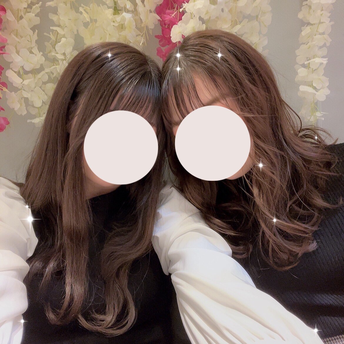 arina_8313's tweet photo. 初のアフタヌーンティー🍓🥂
とにかく全部が可愛くて美味しくて本当に幸せだった！
女の子って楽しいって改めて思った1日☺️💭
また行きたいな〜！ https://t.co/p9BU5y8khO